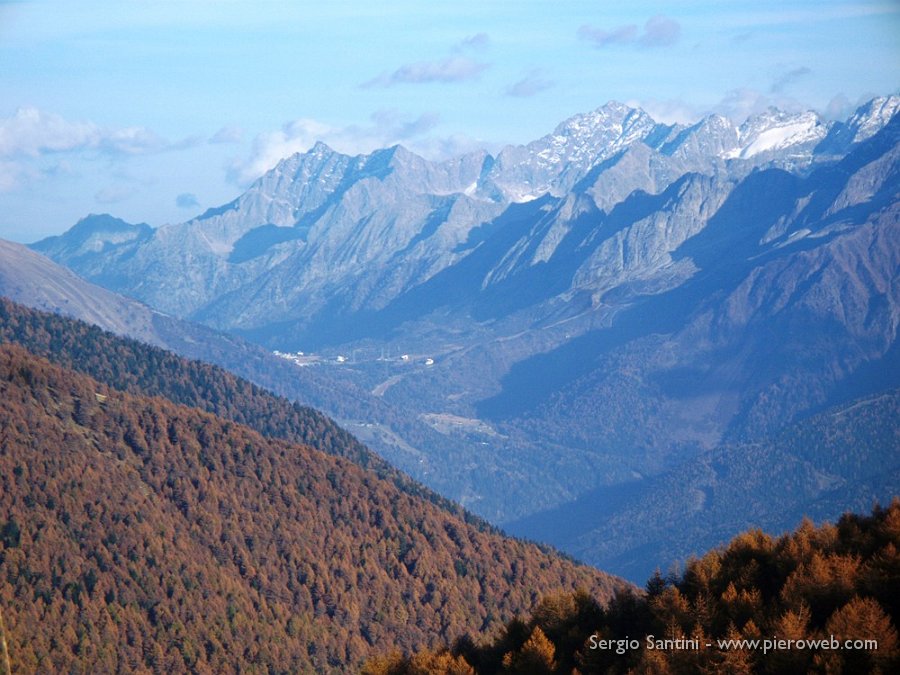 20 Vista verso il P.so Tonale.JPG